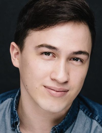 Kyle Headshot small.jpg