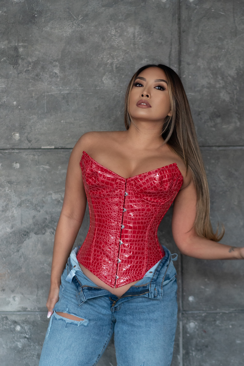 Thumbnail: 'BIANCA' OVERBUST