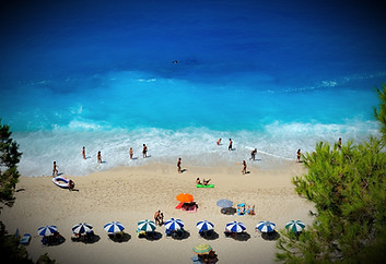 Golden beach during summertime_edited.jp