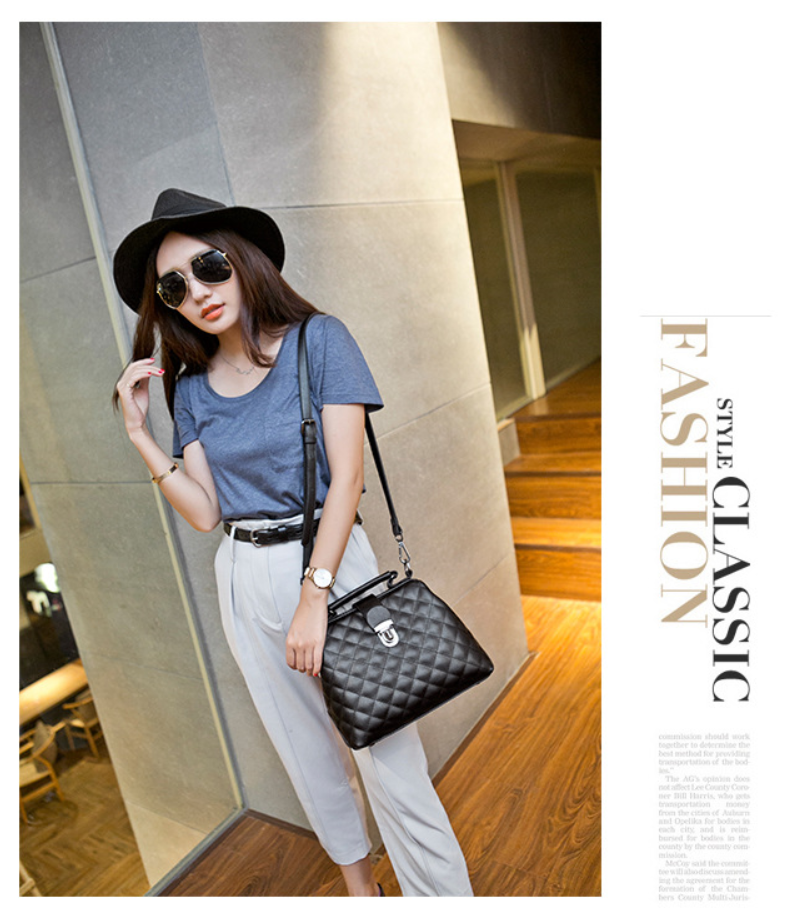 Thumbnail: Black Princess Vintage Bag Opens out into a square-shaped basket that can carry.