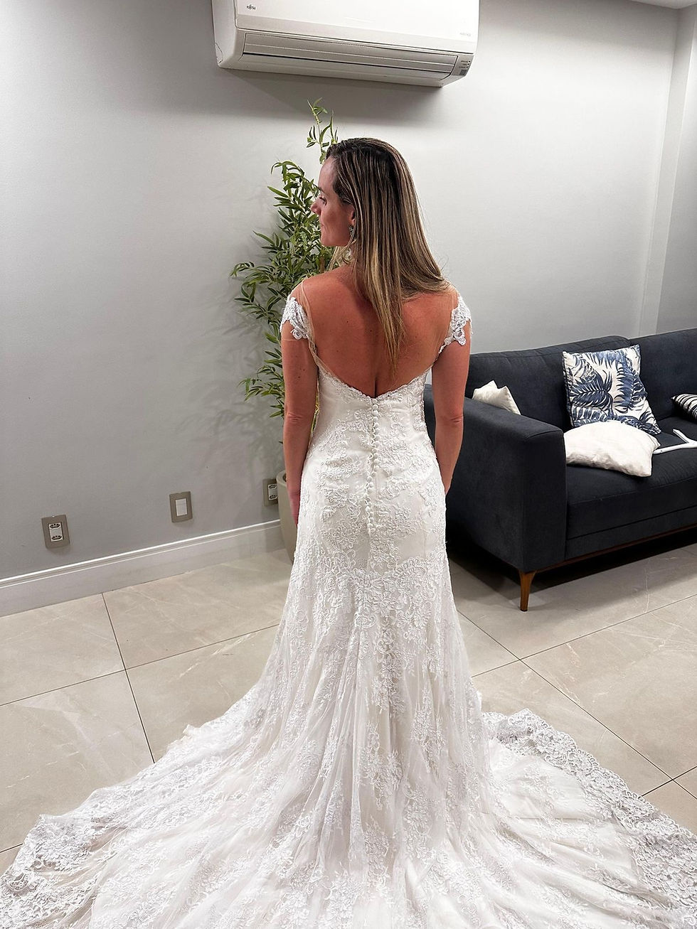 Miniatura: Vestido de Noiva Carol Hungria semi sereira rendado NOVO