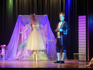 Lionel Aknine et Ekaterina Lisin - spectacle "Le roi et la danseuse de la boîte à musique"
