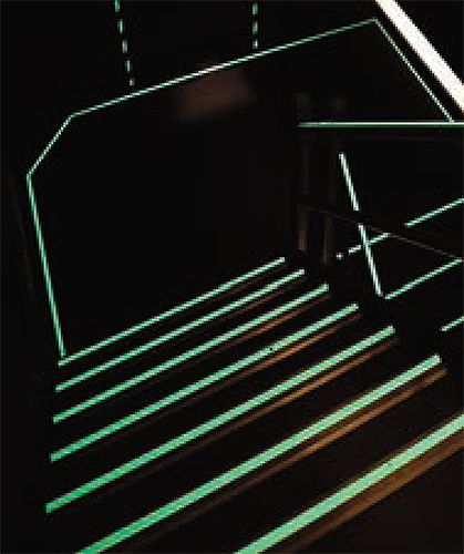 סימון דרכי מילוט