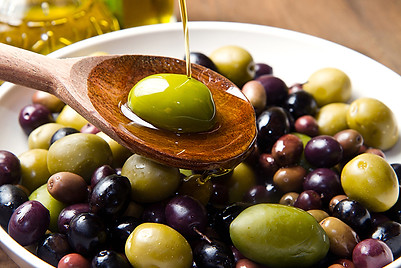 Olives marinées
