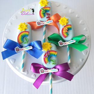 Cake popsicles
