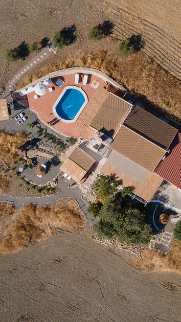 B&B Sala Veinte 202108414 HR.jpg