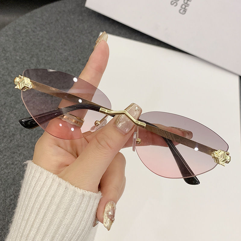 Thumbnail: Protective Glasses Fashion Rimless Cat Eye Metal Sunglasses Women Gradient High-