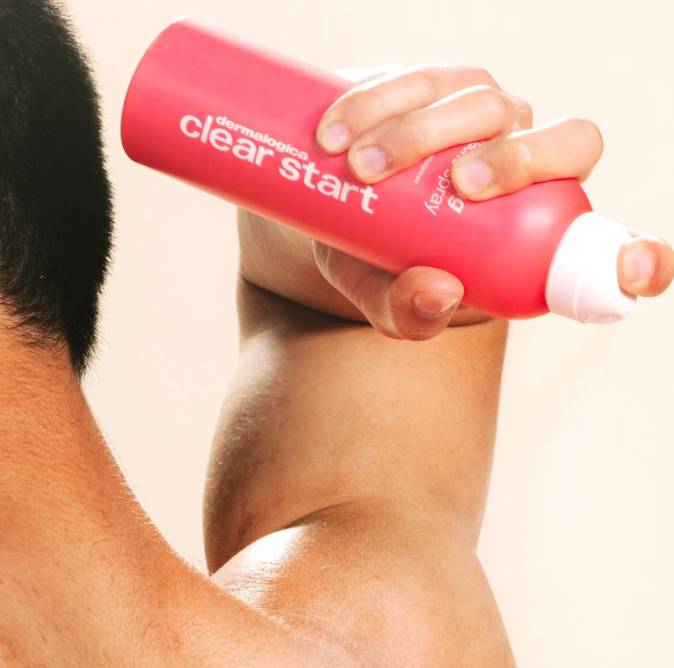 Thumbnail: Clarifying Bacne Spray