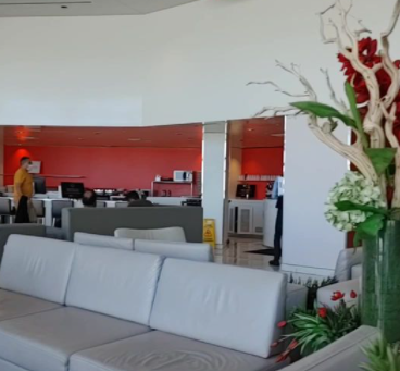 Vidéo 1 de Fayçal - 25 septembre 2021 - Salon Banque Nationale à l'aéroport de Montréal