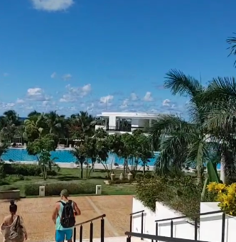 Vidéo 3 de Fayçal - 26 septembre 2021 - Melià International Varadero - Du lobby à la plage
