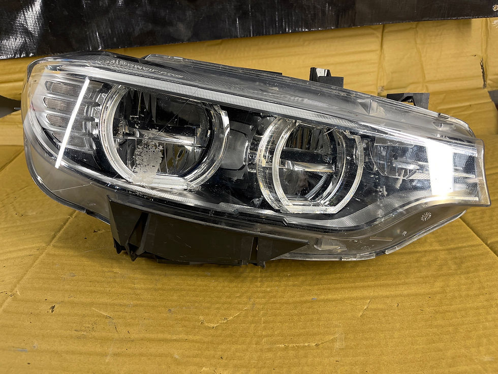 Thumbnail: BMW M3 M5 F80 F82 4-series F32 front passenger side headlight OEM LE11F6262