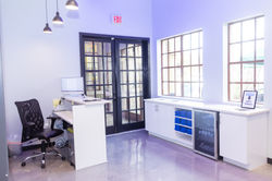 876A9860-2MRM.Agency