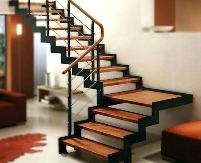 ESCALERA APARTAMENTO