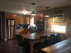 Maximize space and seating in kitchen remodel