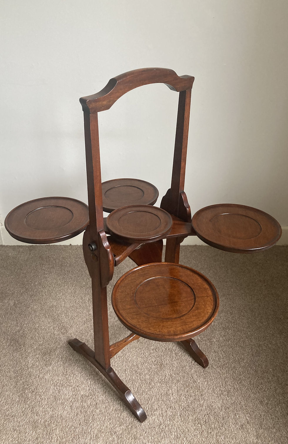 Edwardian mahogany cakestand