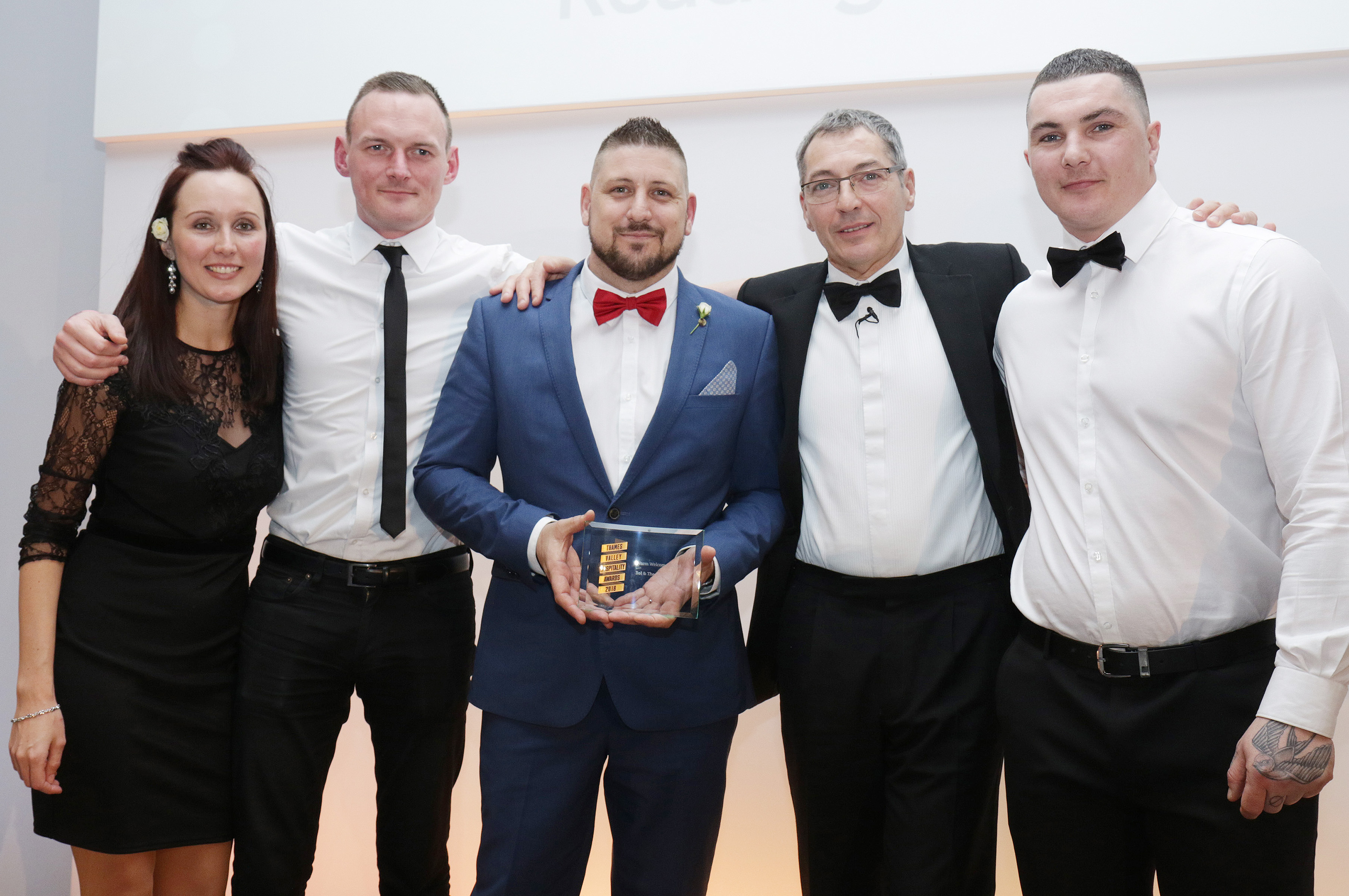 Wimpie Blatt and team from Bel & The Dragon win Warm Welcome award