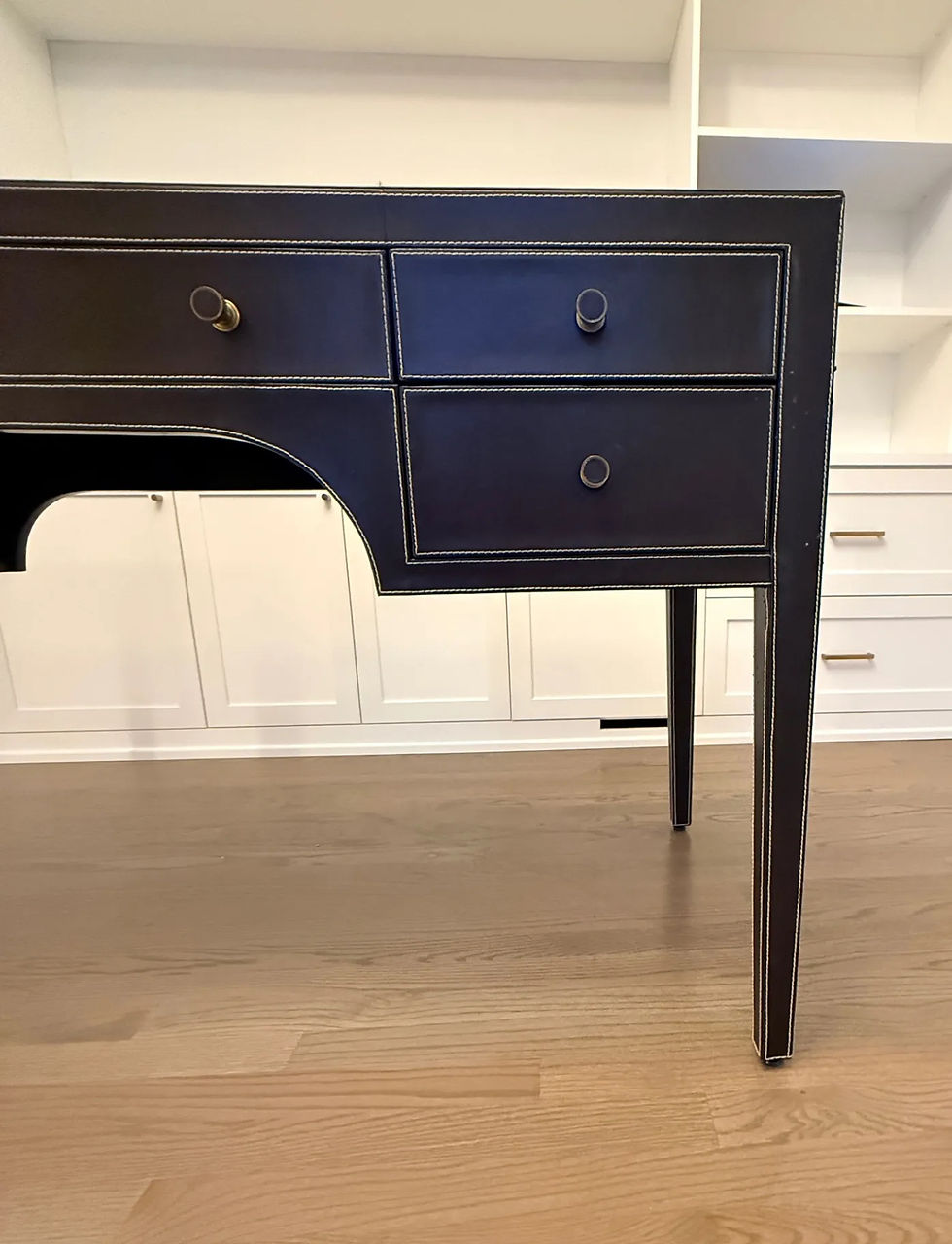 Thumbnail: Modern Clarendon Bernhardt Leather Desk