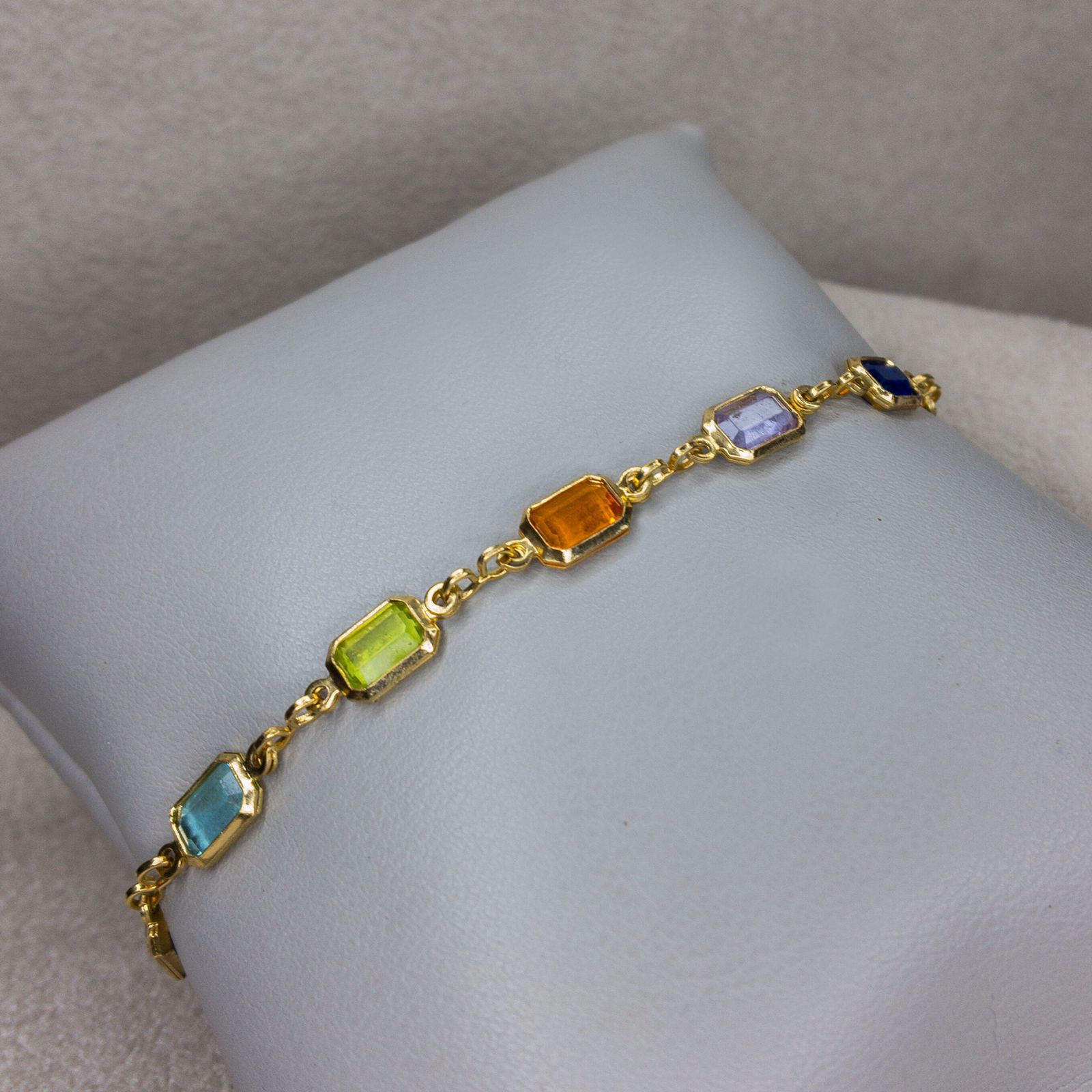 Colar Pedrinhas Retangulares Coloridas