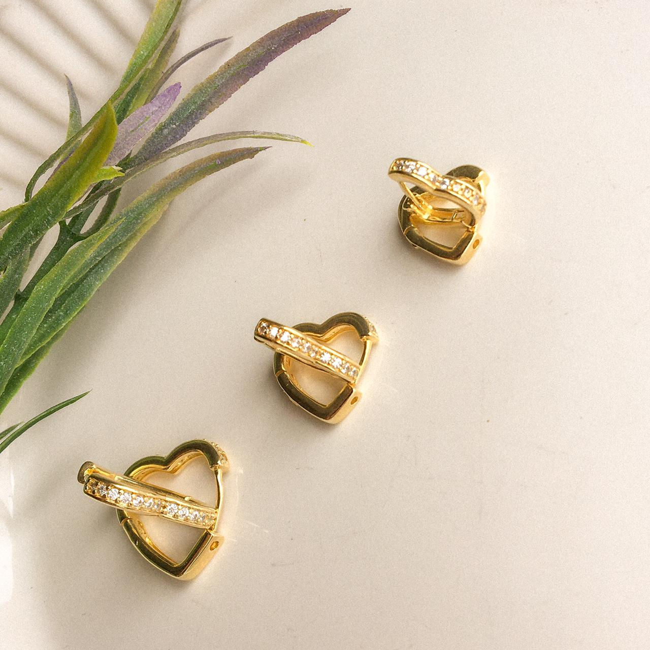 BR Argola Coração 1 Linha Cravejado