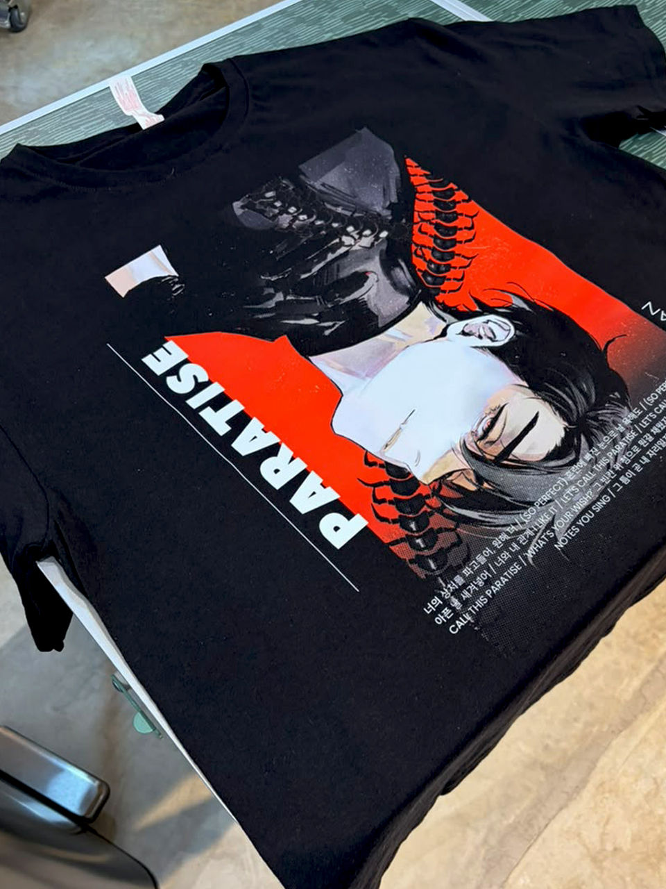 Thumbnail: Paratise | IVAN t-shirt
