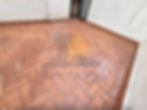 Terraza con suelo de baldosas de terracota en espiga