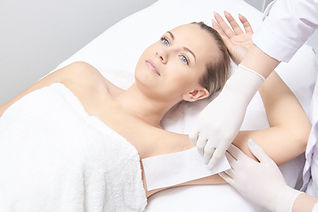 Best rated beaty salon for brow and lash threading, tinting, and waxing in Dundee