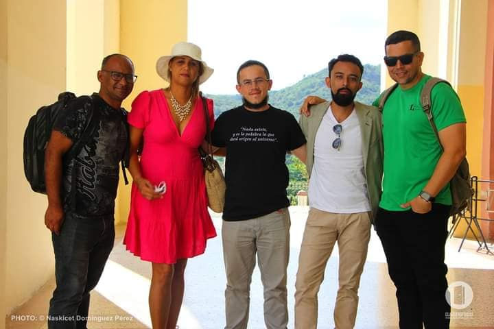 Yunier Riquenes, Reina Gretchen, Cristian Madrigal, Cristancho Duque y Oscar Cruz en la Basílica Santuario Nacional de Nuestra Señora de la Caridad del Cobre