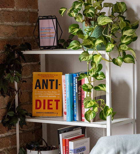 anti-diet dietitian_edited.jpg