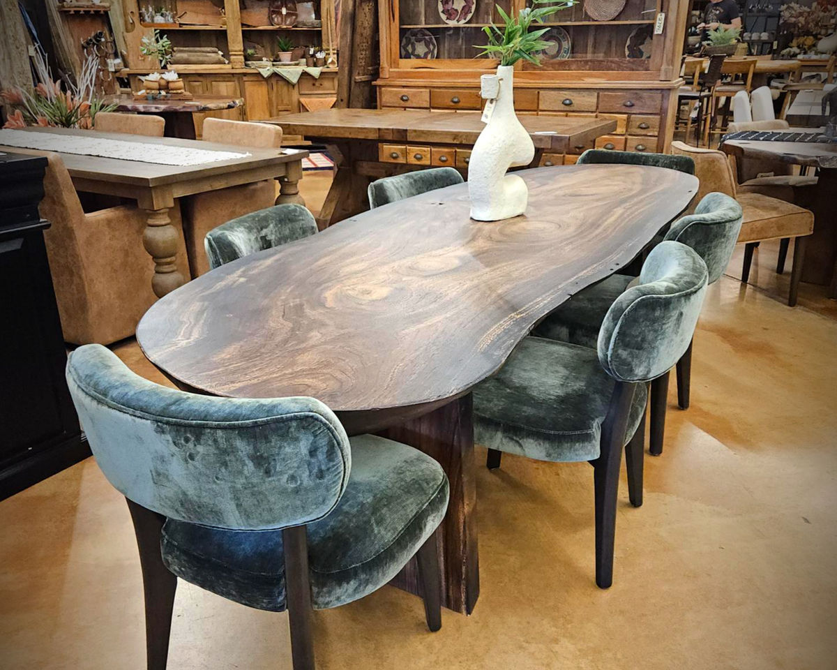 Latitudes Furniture