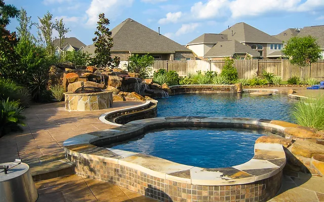 Dallas Cool Pools Luxury Pool Remodeling Construction
