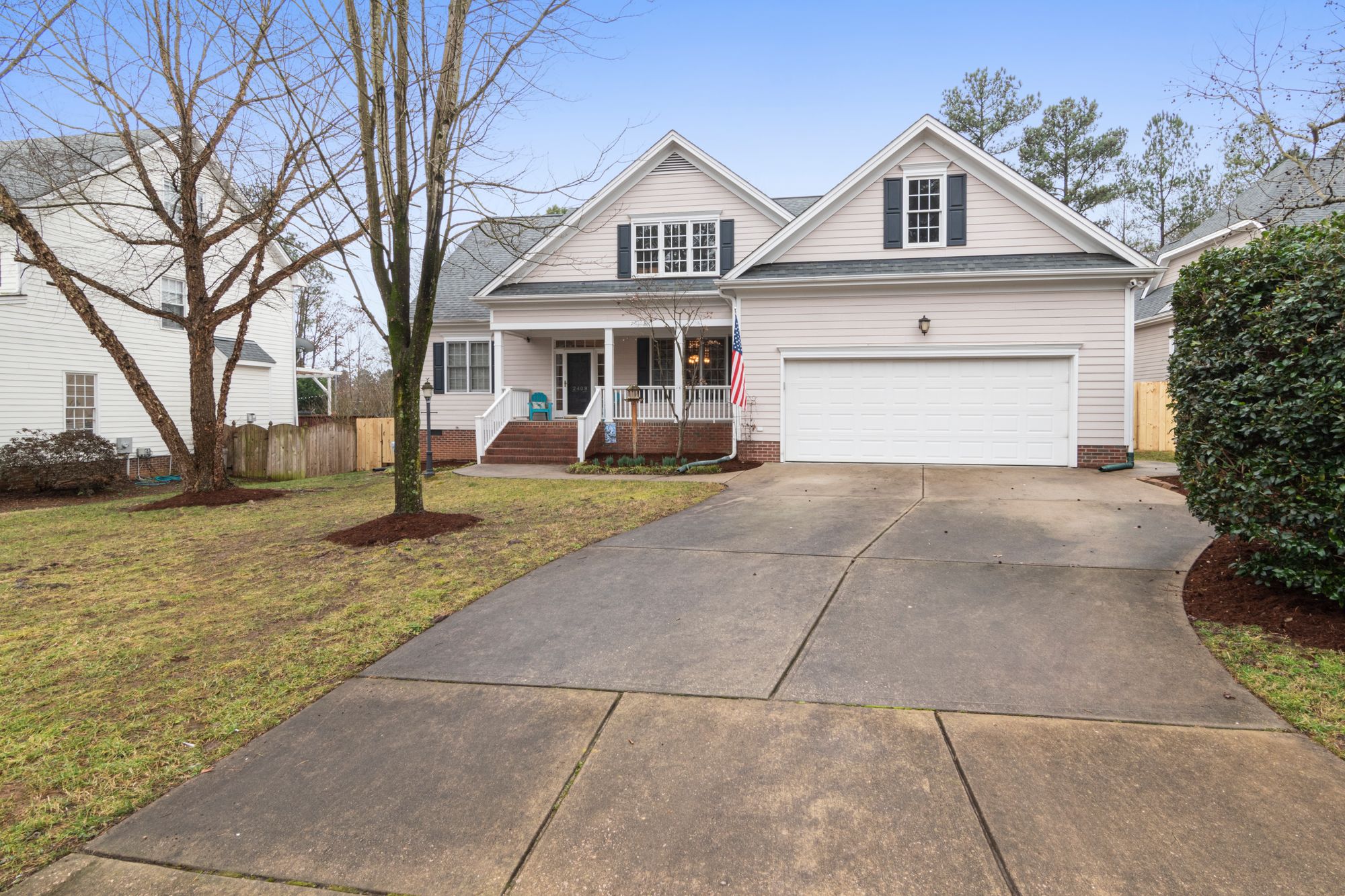 Your next move in Rancho Cordova deserves a clear plan. Work with Daniel Smallie to focus your home search, prepare your property for sale, or bring both transactions together around your goals.