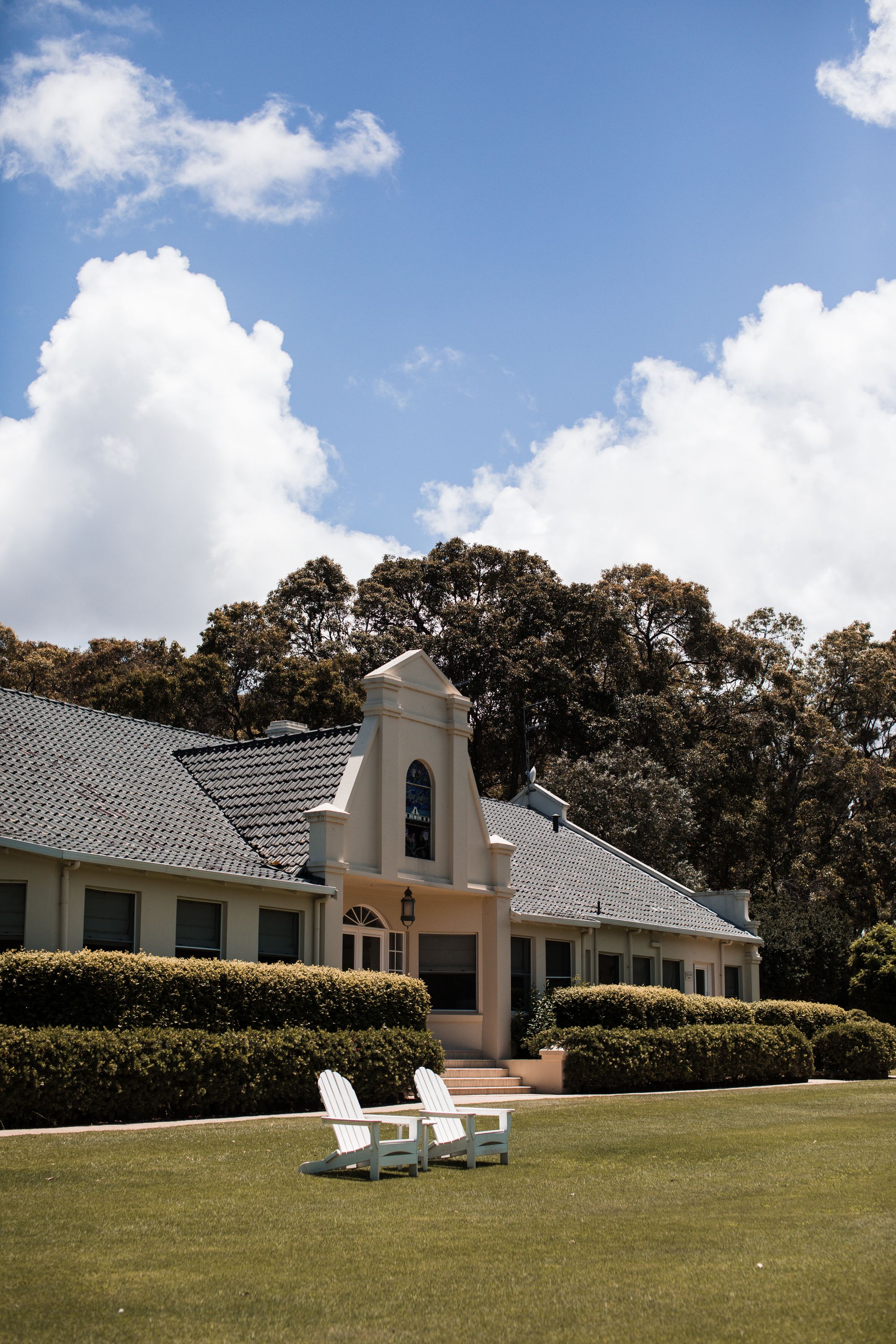 Your next move in El Dorado County deserves a clear plan. Work with Daniel Smallie to focus your home search, prepare your property for sale, or bring both transactions together around your goals.
