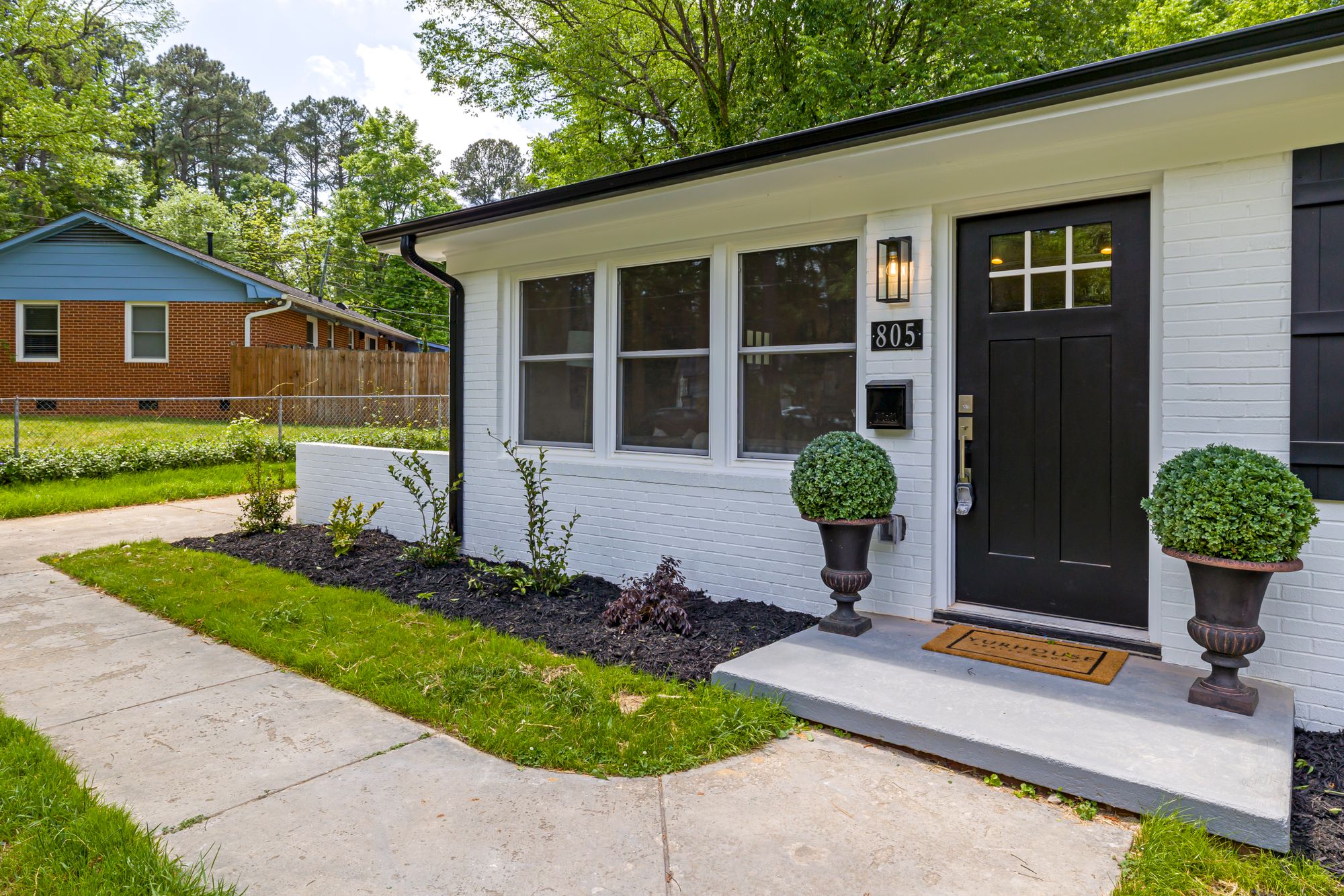 Your next move in Roseville deserves a clear plan. Work with Daniel Smallie to focus your home search, prepare your property for sale, or bring both transactions together around your goals.