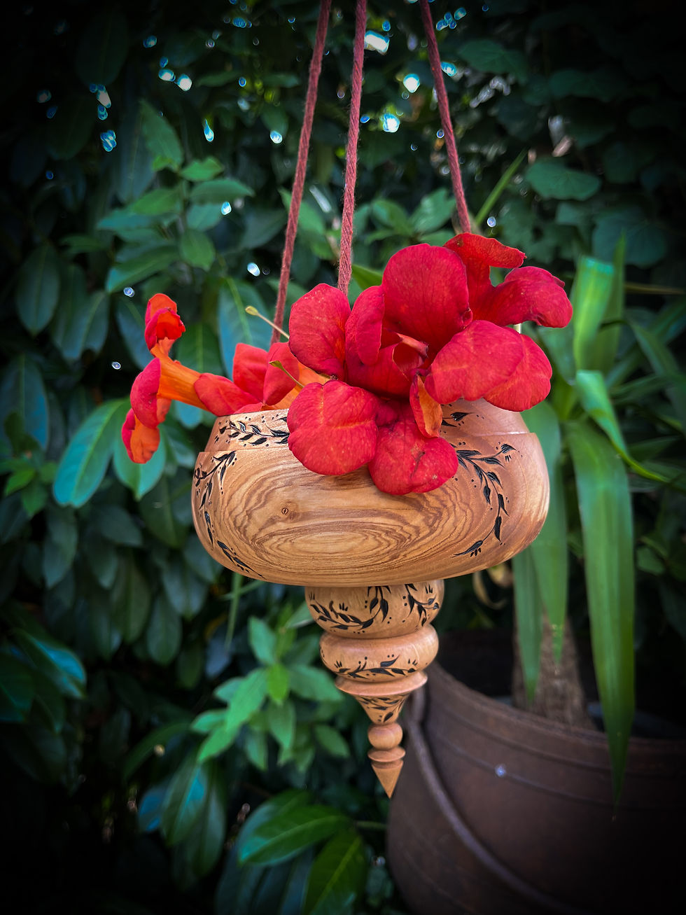 Miniature : Large Suspension florale