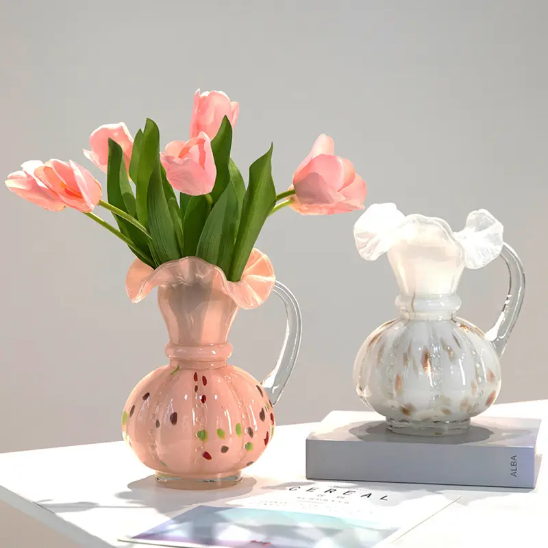 Retro Pleated Lacework Vase