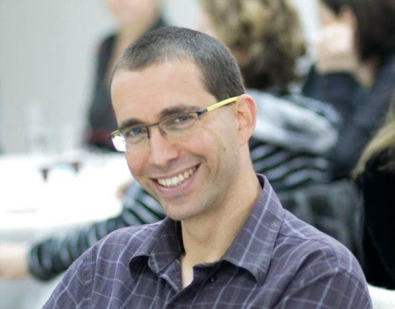 Yoav Grenstein