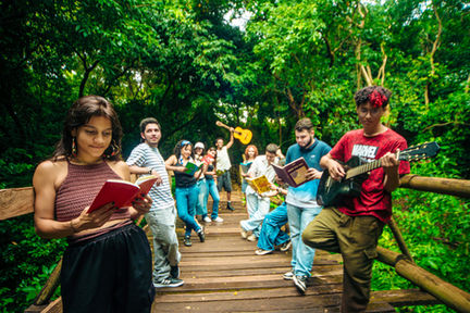 Festival da Juventude transforma UFMS em laboratório criativo com oficinas de literatura, cinema, tecnologia e slam