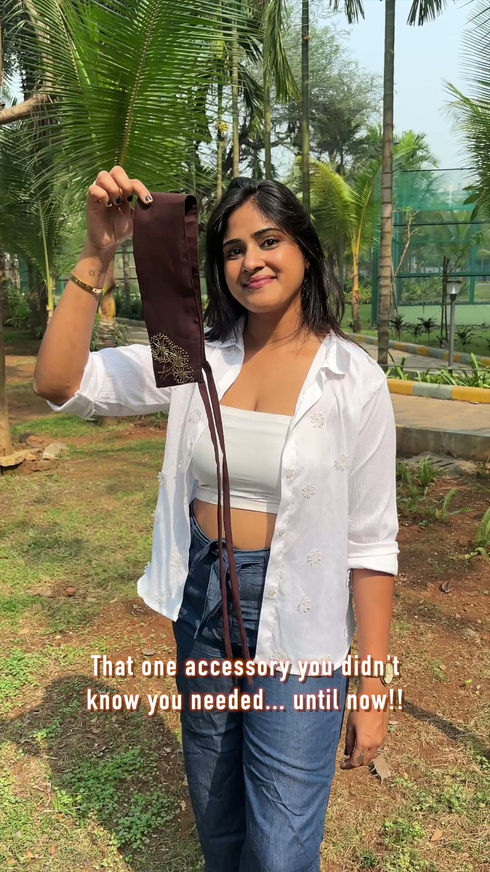 Thumbnail: Brown Detachable Collar