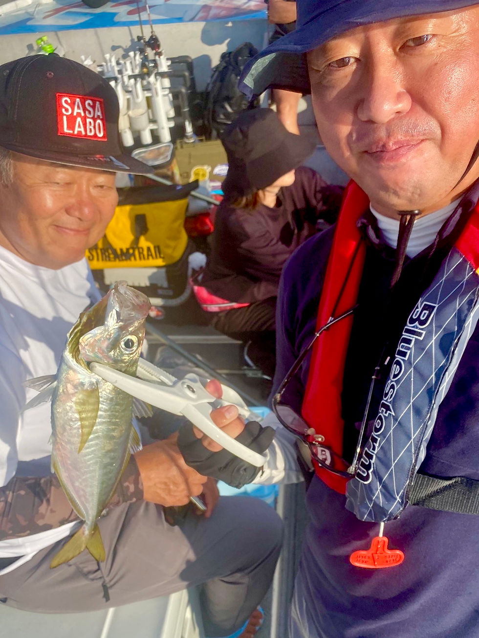 野口貴史さんもナイスサイズ!お刺身ですか?なめろうですか?お酒がすすみますよ〜😆