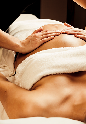 Massage Artémis femme enceinte à L'Institut Héra près de Rouen