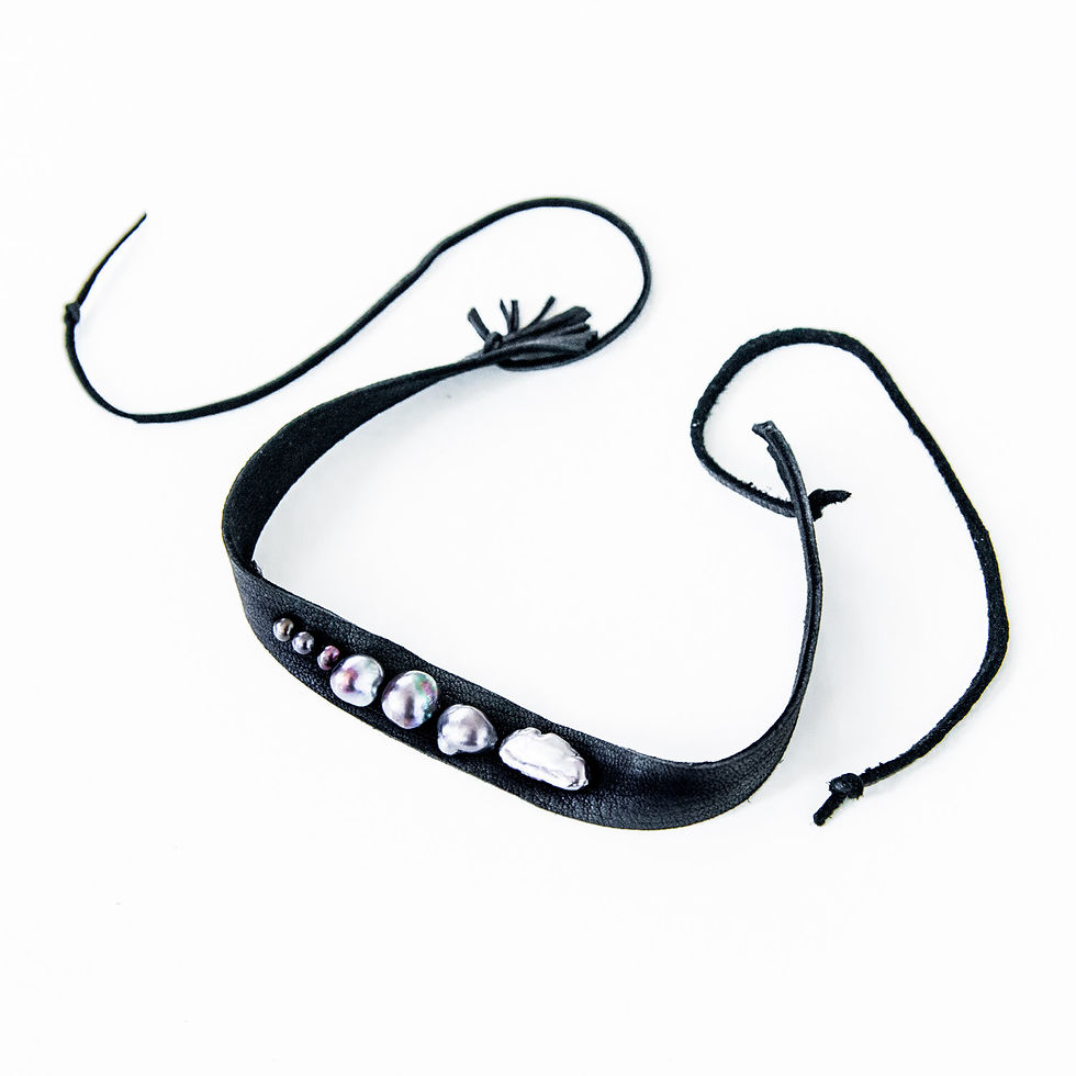 Thumbnail: Multi shape and size dark gray pearl Choker