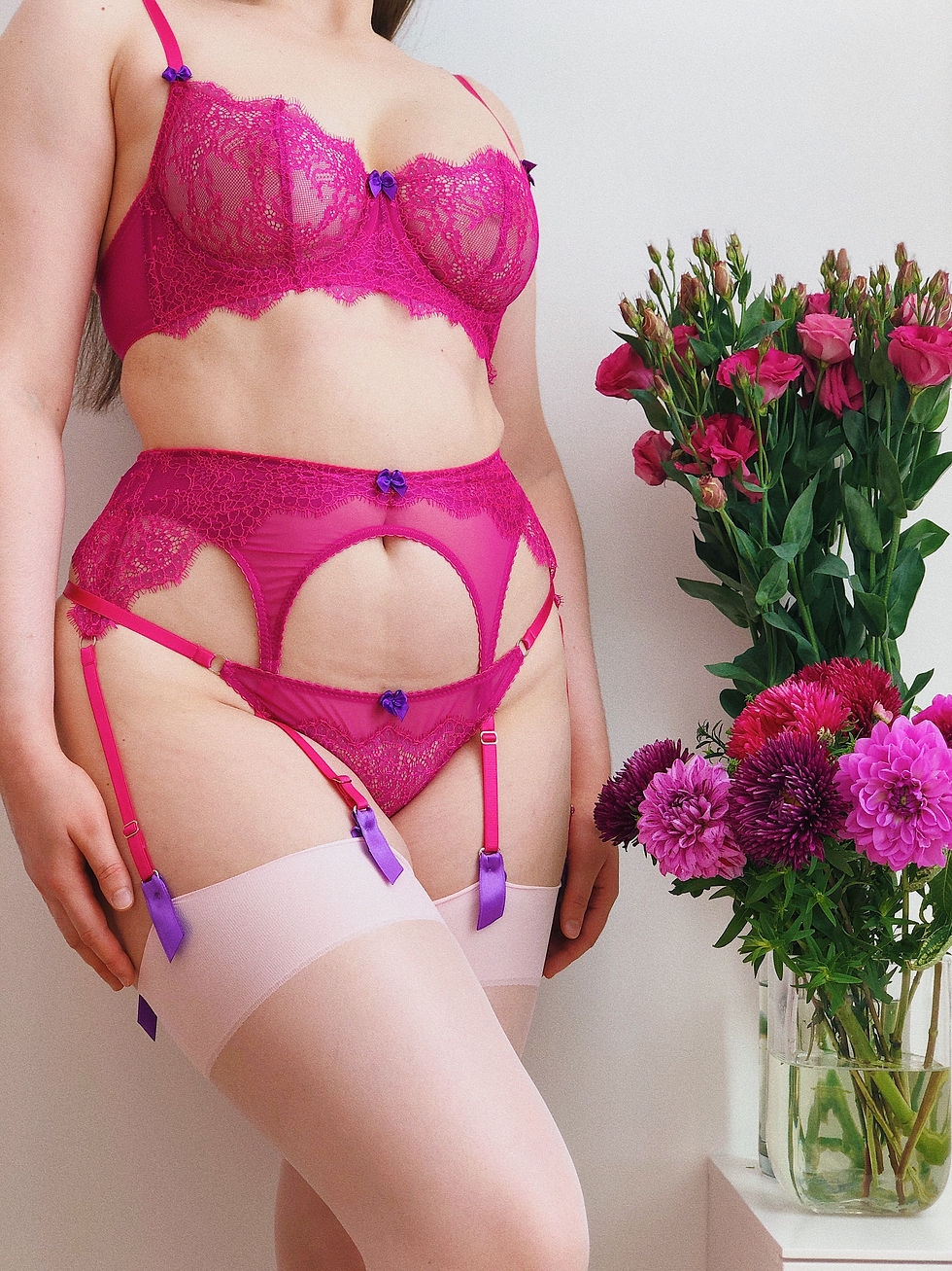 Thumbnail: Dahlia Suspender Belt