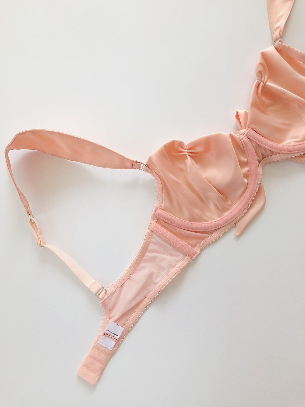 Thumbnail: Marie Antoinette Peach bra