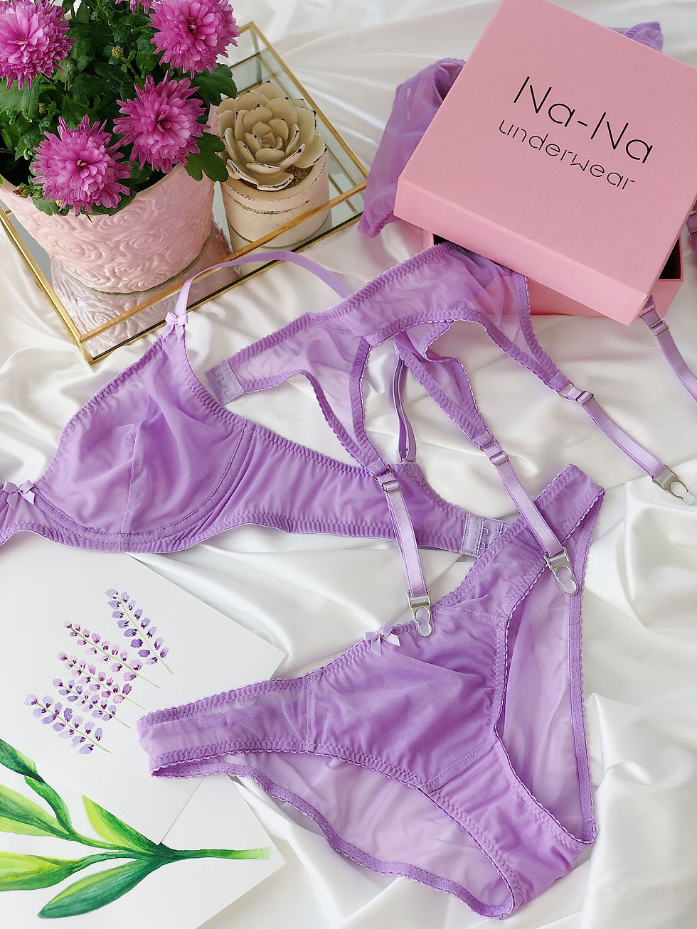 Thumbnail: Basic lavender brief