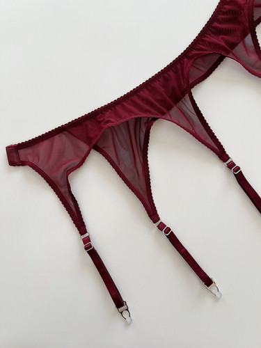 Basic Burgundy suspender belt | shop Basic Burgundy suspender belt | shop