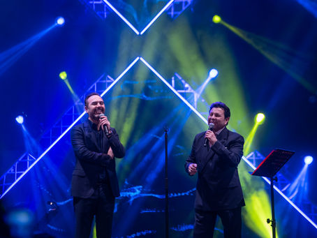 Hani Shaker and Wael Jassar Wow Fans at Sharjah’s Al Majaz Amphitheater