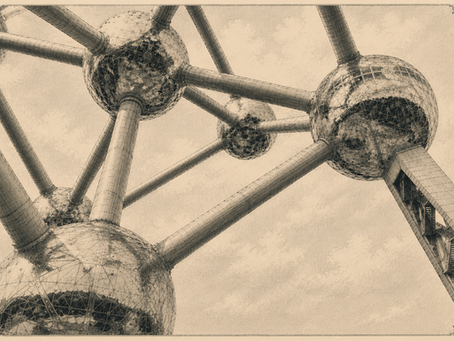Illustration en style gravure de l'Atomium de Bruxelles vu en contre plongée 