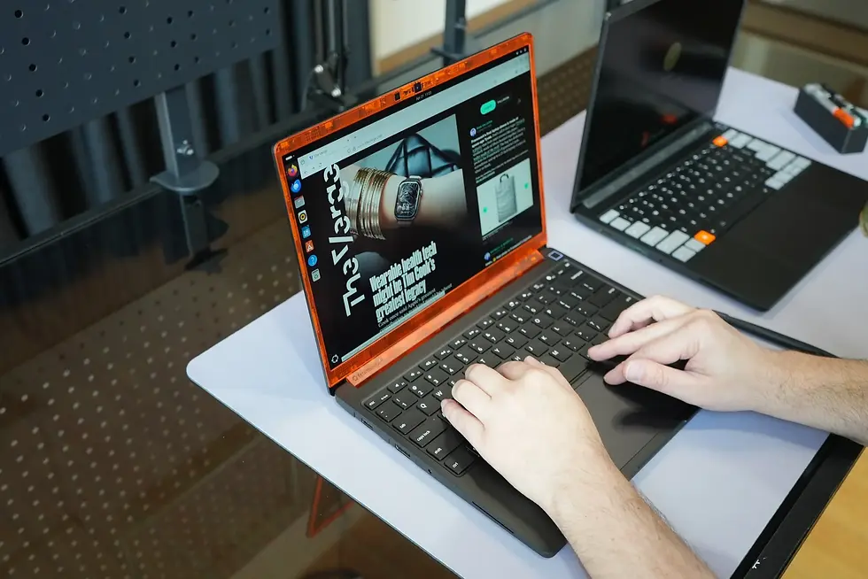 Виставкова модель Laptop 13 Pro