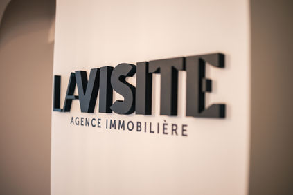 La visite immo Angers Architecte Hélène Szereda rénovation ré-aménagment d'un commerce