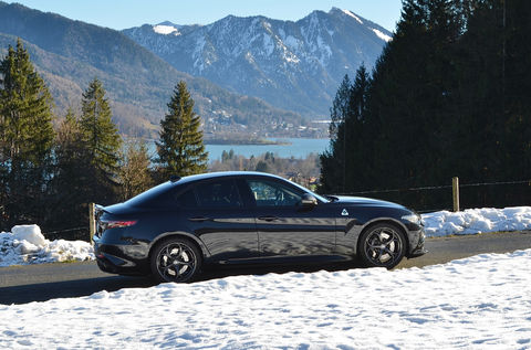 Neuwertiger Alfa Romeo Giulia Quadrifoglio Baujahr 2021. Standort: Tegernsee, Bayern